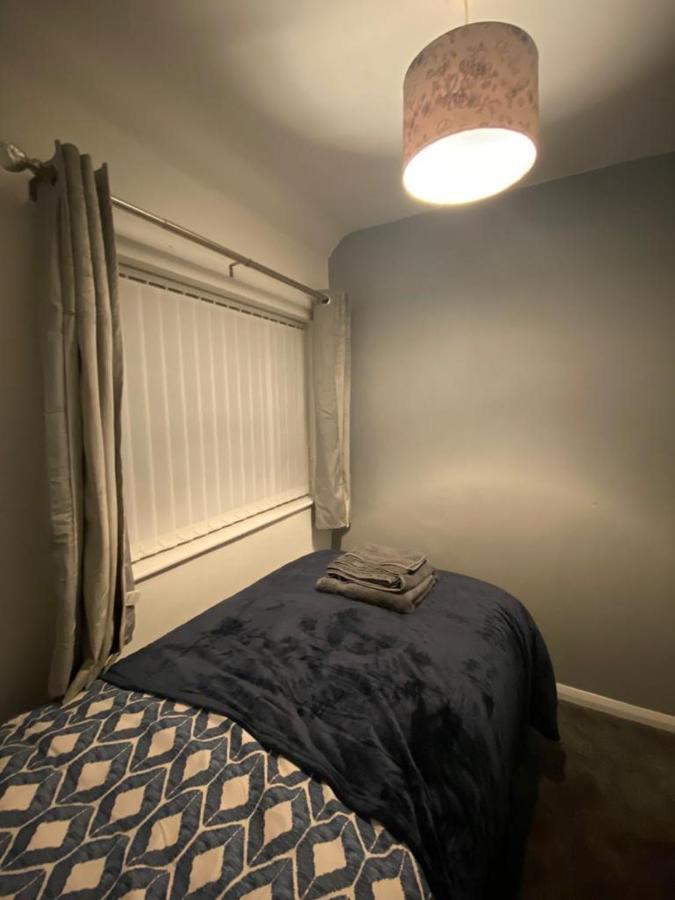 Cosy 3 Bedroom House, Free Parking & Wifi Nottingham Esterno foto